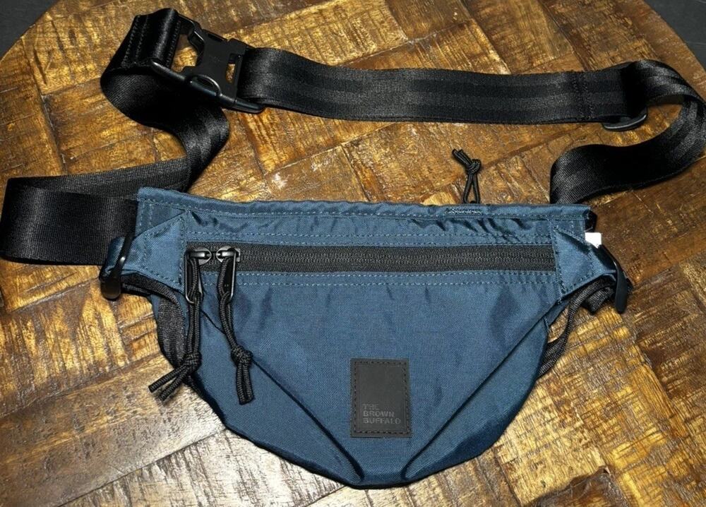 The Brown Buffalo Beyondsling Sling/Fanny Pack/Shoulder Bag Stormproof Nylon EUC